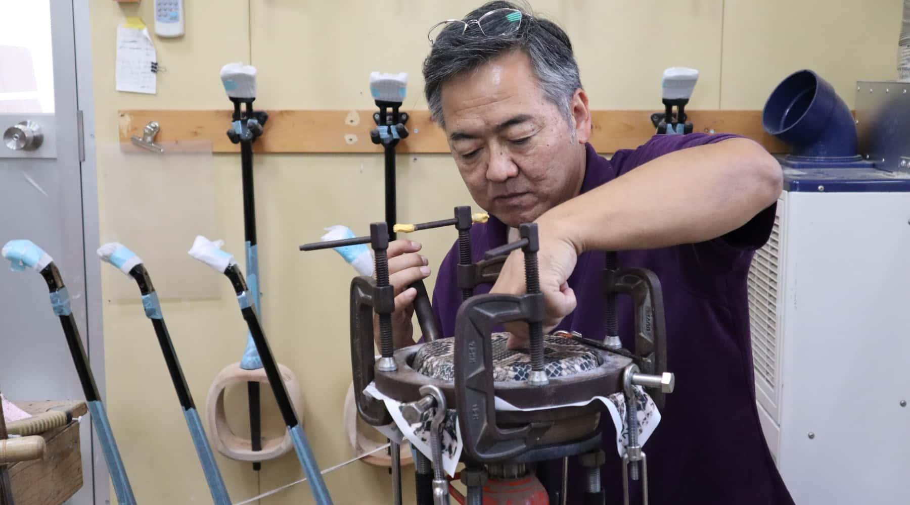 人工皮張り三線 - 米須三線店