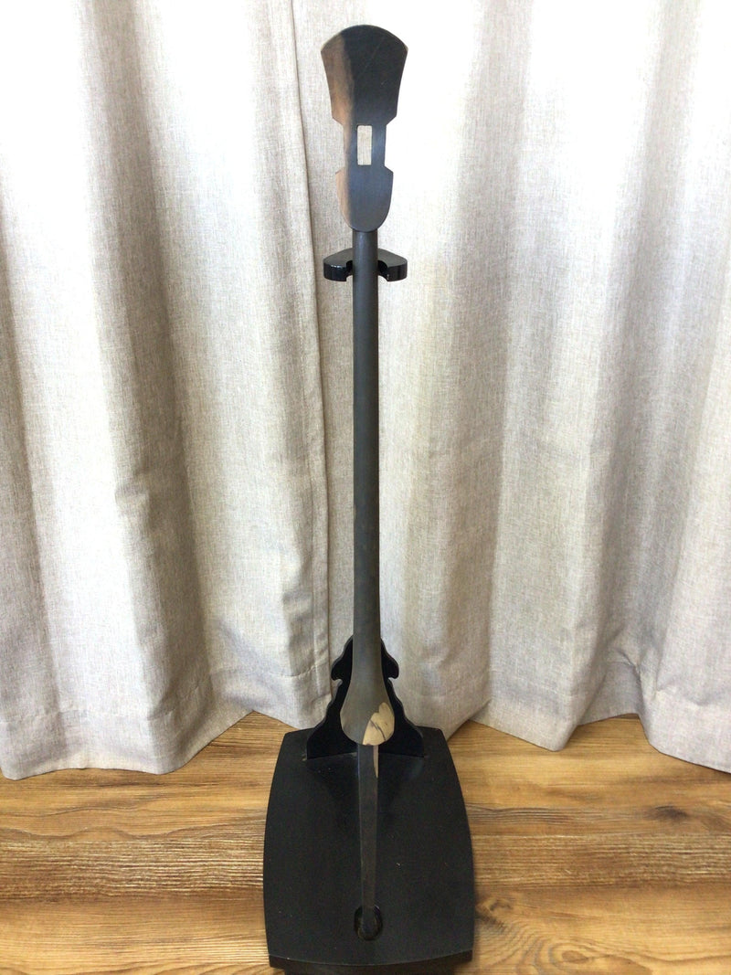 KS-135 真壁型 上級黒木 上等本張り三線 本牛革露芝桜道長 黒木12カット仕様 - 米須三線店